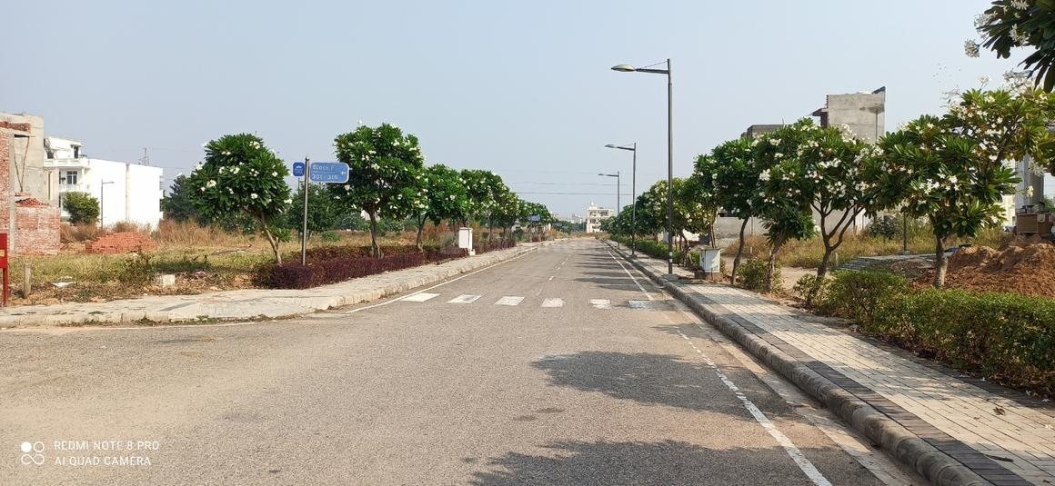 DLF Hyde Park Plots - photo 2