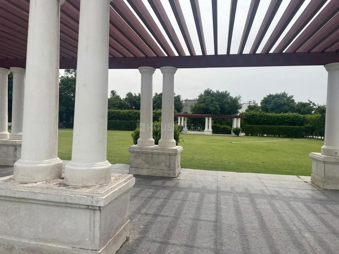 DLF Hyde Park Plots - photo