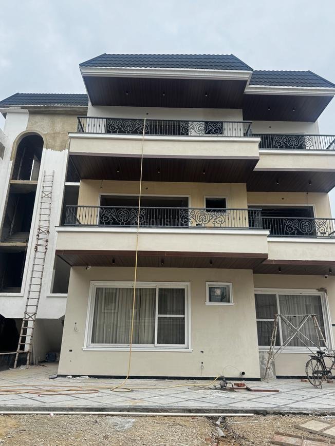 12 BHK Independent House for Sale in New Chandigarh (9,500 sq ft)