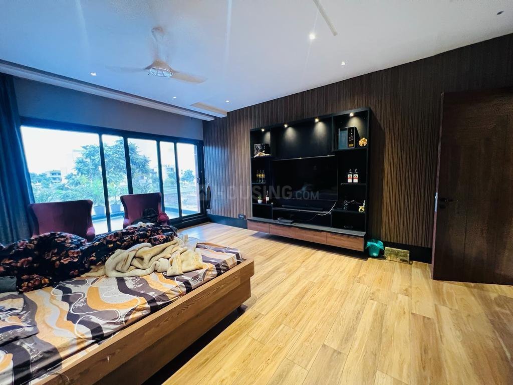 12 Marla 8 BHK Park-Facing House for Sale in Sector 78, Mohali - photo