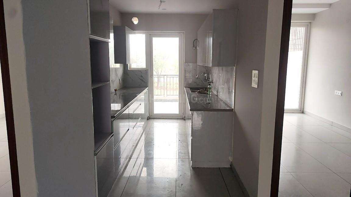 3 BHK Park-Facing Flat for Sale in SBP City of Dreams, Sector 127 - photo