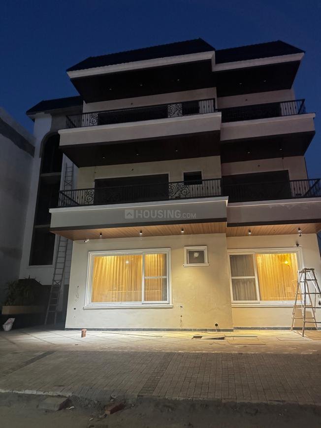 4.5 BHK Independent Floor for Sale in New Chandigarh (3,690 sq ft) - photo